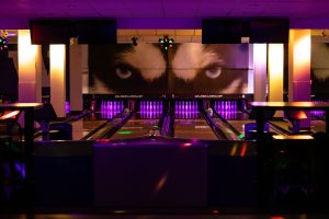 HUB Games bowling social